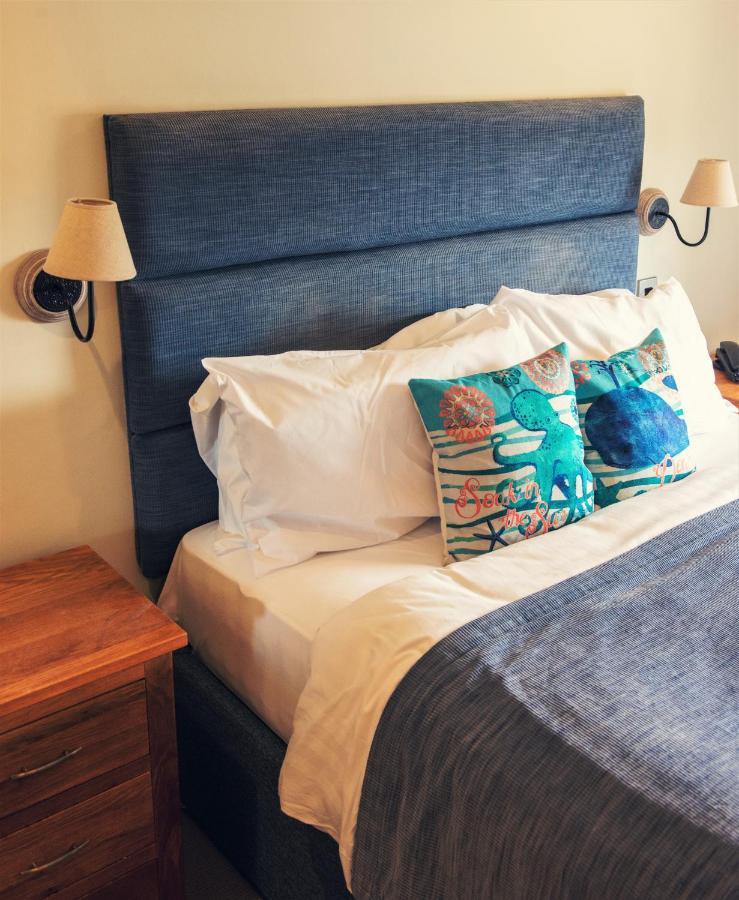 Clifton Arms Hotel Lytham St Annes Room photo