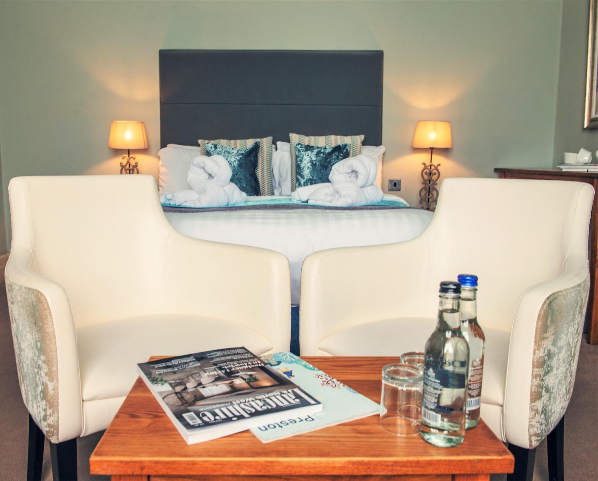 Clifton Arms Hotel Lytham St Annes Room photo